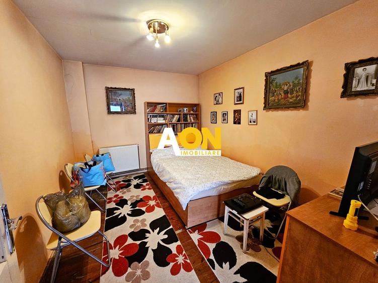 Casa 3 camere, 2 bai, mobilata, utilata, 645 mp teren, zona Lipoveni
