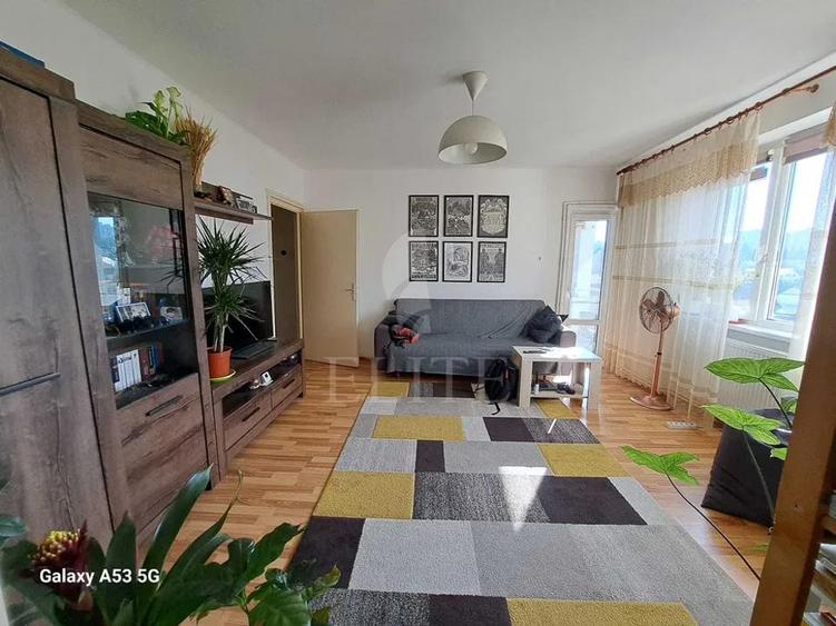 Apartament 2 camere în zona PLOPILOR