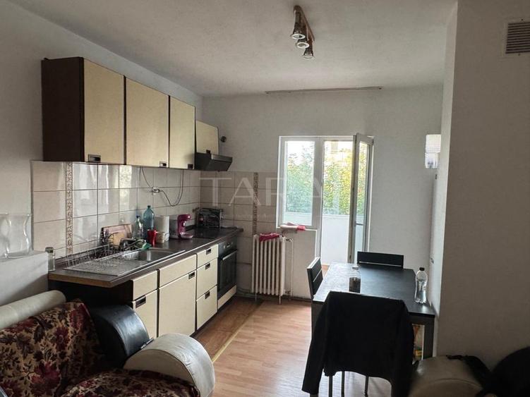 Apartament cu 2 camere, zona Bulevardul Nicolae Titulescu.