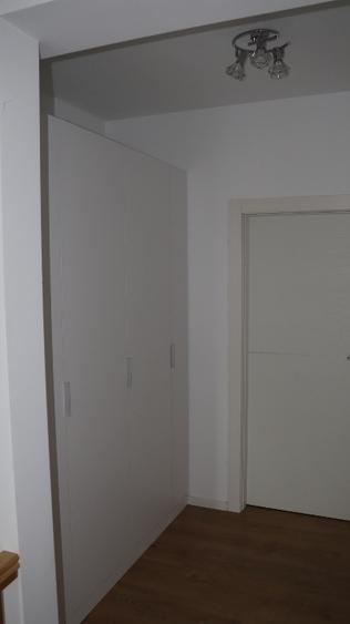Închiriez casă lângă Pădurea Tunari — cartier privat, P+1, mobilată și utilată