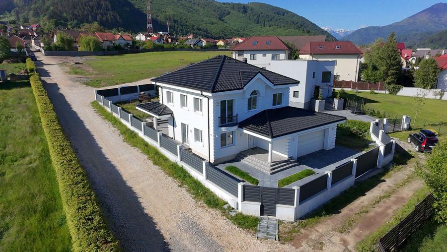 Casă ideală pentru familie în Brașov, Bunloc – spațioasă, luminoasă, priveliște