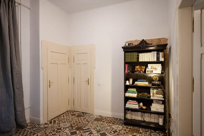 COMISION 0% | Apartament 2 camere | Cladire Istorica | Etaj 1 |