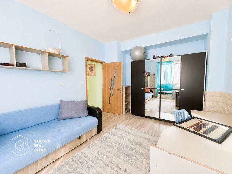 Apartament 3 camere, Ared UTA, etaj 5, parcare