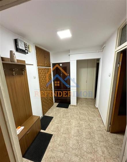 3 camere renovat l Berceni - Strada Panselelor l Centrala + Parcare