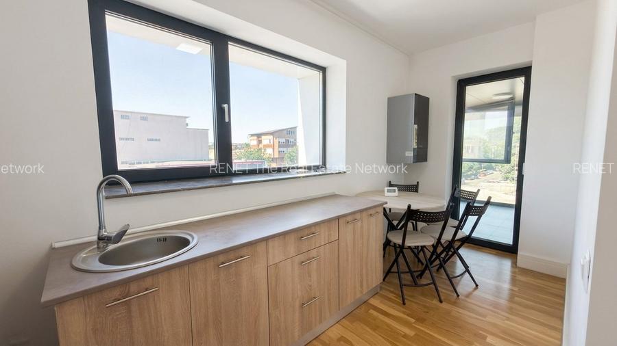 Spatiu birouri 3 camere, 2 bai, 100mp, 8 locuri parcare, centrala proprie, imobi - 7