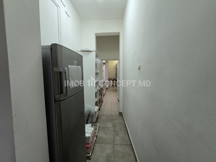 VANZARE SPATIU COMERCIAL -Parter, in zona 9 Mai