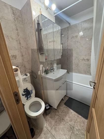 Apartament 2 camere Eroii Revolutiei/ 5 min metrou centrala proprie