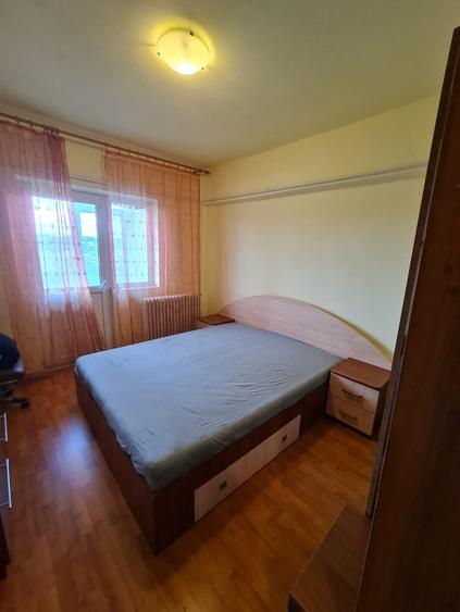 Apartament cu 3 camere - Centru - Bld. Independentei