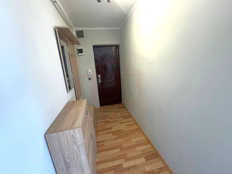 55.000 euro, APARTAMENT,  tip mansarda pe 2 nivele SIDERURGISTILOR