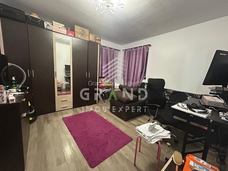 Apartament de vanzare 2 camere decomandate, Eroilor, Floresti! - 2