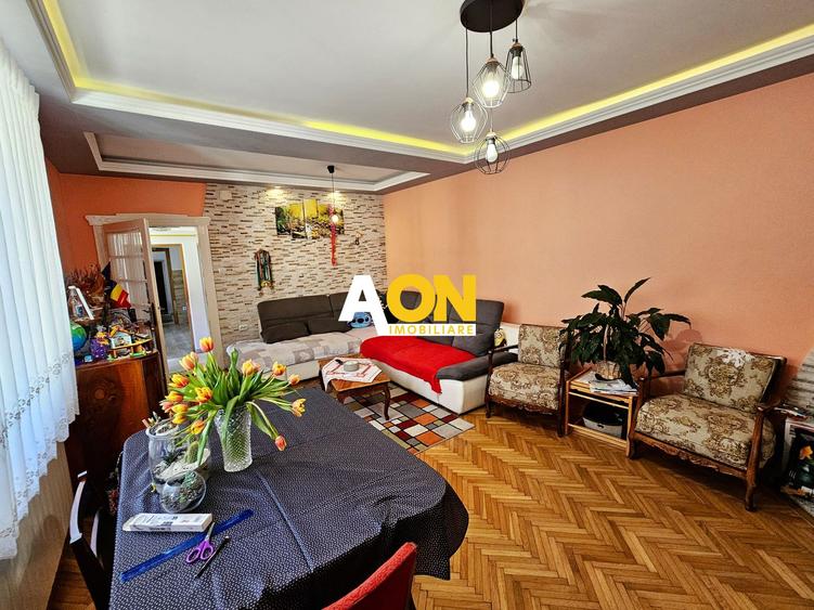 Casa 4 camere, mobilata, utilata, 593 mp teren, zona Centru