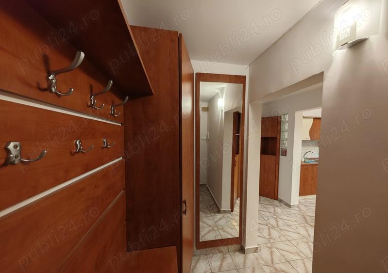 Apartament 3 camere Uverturii/ Decomandat/ Etaj intermediar