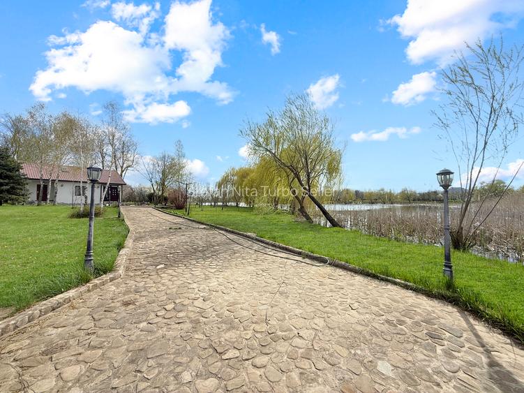 Casa pe lac Livedea - 14