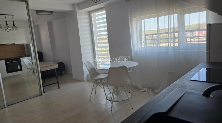 Apartament 4 camere de închiriat, Între Lacuri, zona Iulius Mall