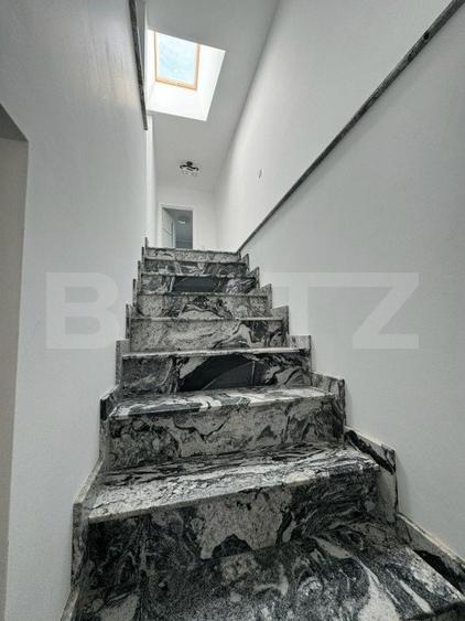 Apartament 3 camere, 100mp, situat pe 2 niveluri, zona Radauti