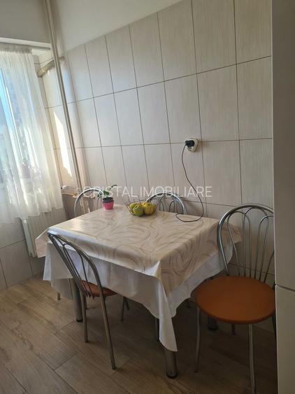 Vanzare Apartament 2 camere, 55 mp, loc de parcare, balcon închis – Sector 5