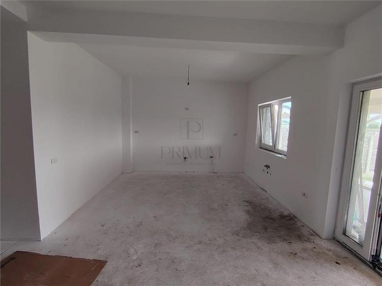 Duplex mansardabil - terasa incalzita - canalizare