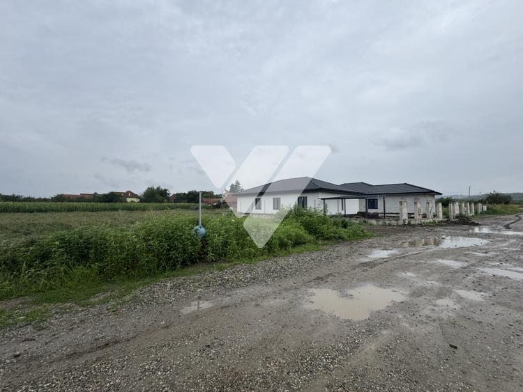 Teren 845 mp, front 16 m, utilitati si autorizatie construire - Vestem