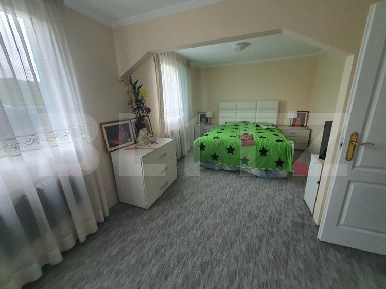 Casa de vanzare, 320 mp, in apropiere de Bistrita
