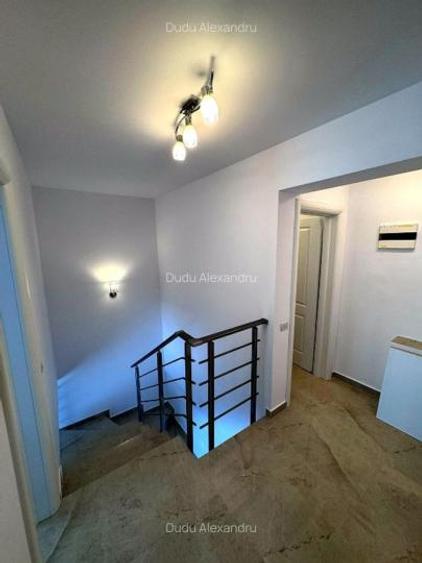 Închiriere Apartament 3 camere Duplex 2 etaje în Parcul Carol