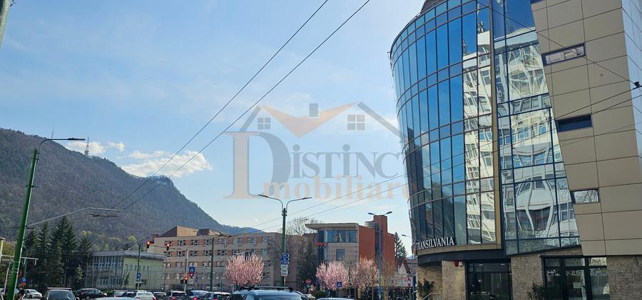 Kronstadt Plaza, spațiu de birouri ultramodern, ideal companiilor reprezentative