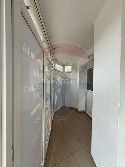 Spațiu comercial stradal 61 mp, Bd. Chisinau - vitrina si acces direct - 10