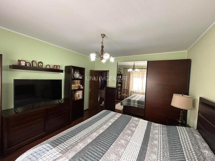 Vila de lux 310 mp construiti, cu piscina 40mp, Bucium Iasi, 1500mp teren, garaj foisor livada - 27