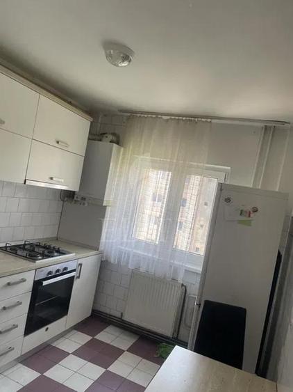 Apartament 2 camere în zona STRAZII AUREL VLAICU