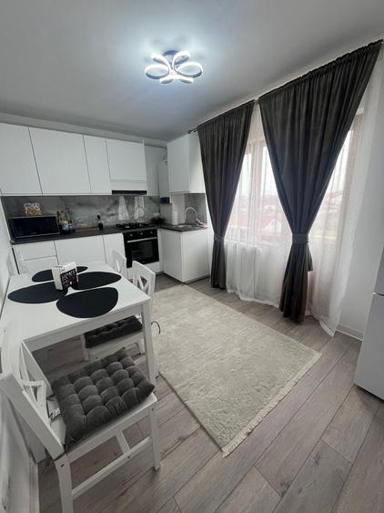 Apartament 4 camere Strada Cuza - Petresti - etaj 2 - 105 mp