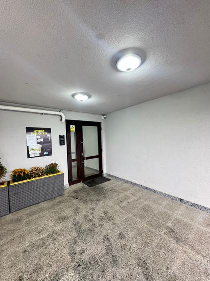 GARSONIERA DECOMANDATA -SPATIOASA-BULEVADUL TIMISOARA-SECT 6-DE VANZARE