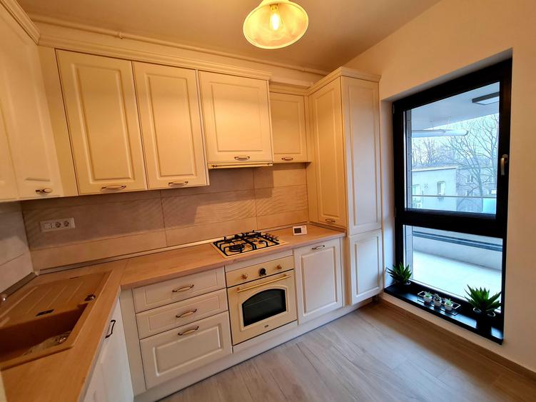 AP 3 Camere Floreasca ( Lux )