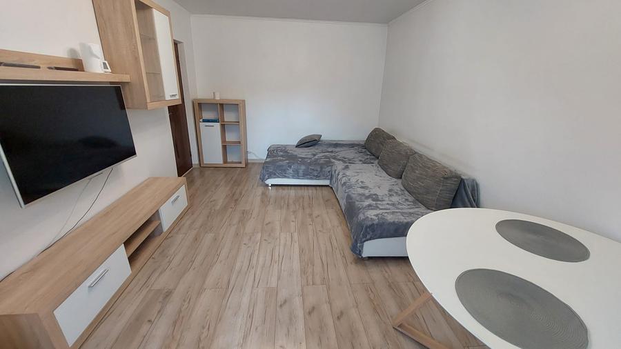 Apartament cu 3 camere in zona Palas-Str.Sf.Lazar