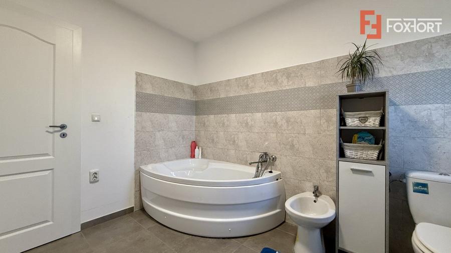 COMISION 0% Duplex cu 4 camere si teren de 250 mp - Sanandrei