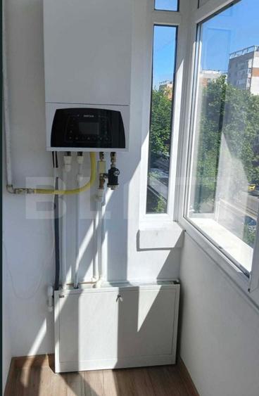 Apartament 3 camere, 58 mp, renovat complet - zona Tatarasi