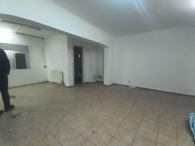 COLENTINA - Maior Bacila | Spatiu Comercial