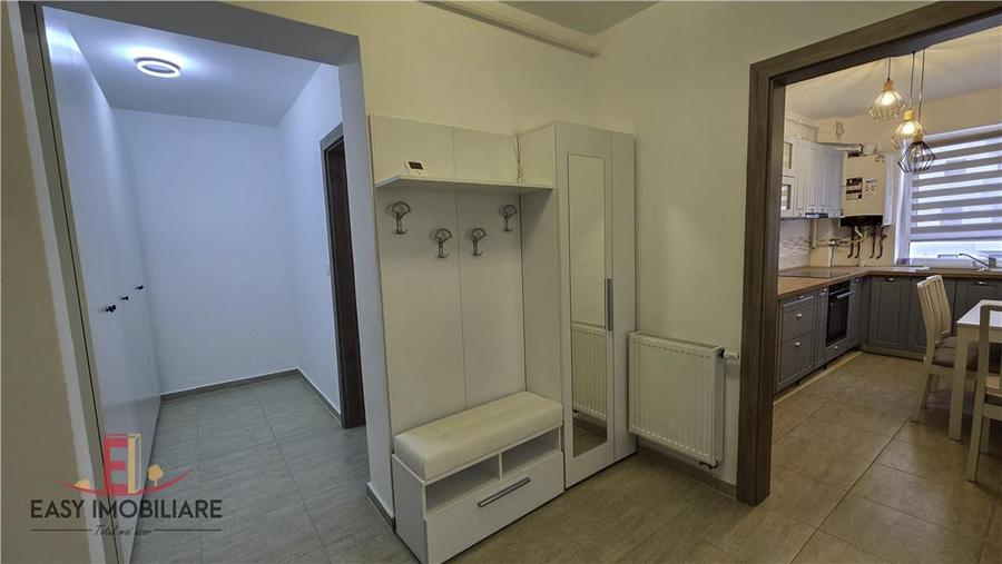 Apartament 2 camere, et. 1 Maurer, 55mp, parcare, decomandat.