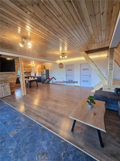 Cabana A-Frame premium – confort, natură și intimitate!