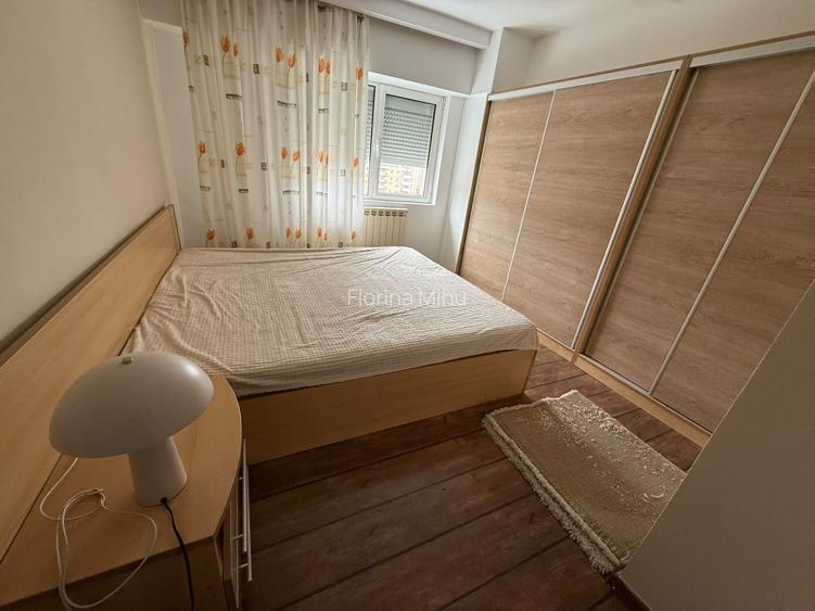 Inchiriez apartament cu 3 camere,Onix,Brasov