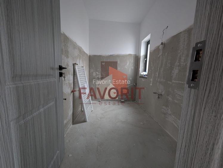 Casa individuala | Parter + Etaj | Asfalt | Toate utilitatile | - 18