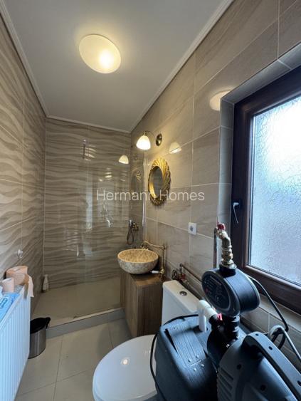 Casa de vanzare - individuala - 700 mp teren - Selimbar  - 5