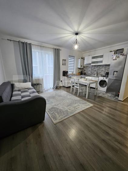 Apartament semidecomandat cu 2 camere, etaj intermediar, zona Terra - 2