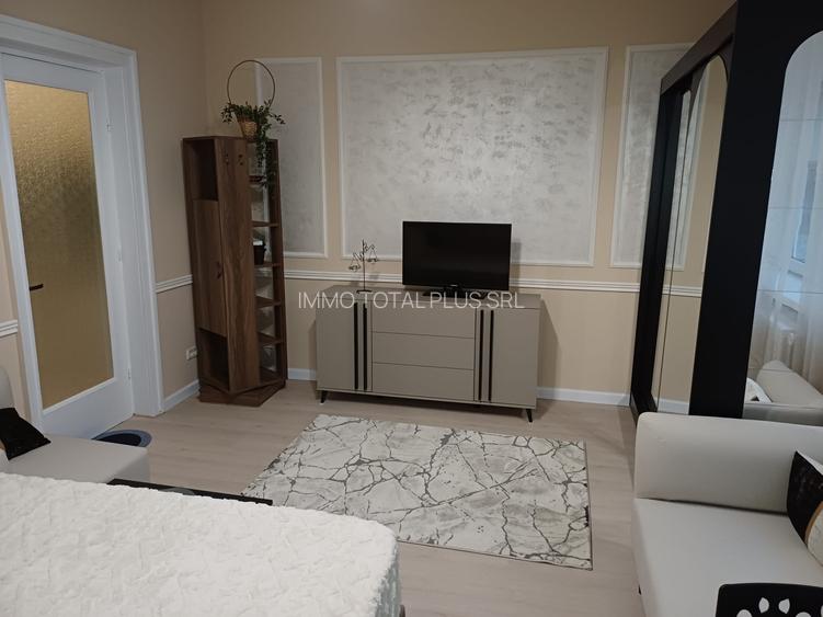 Garsoniera Sala Palatului, Parc Cismigiu, prima inchiriere, bloc consolidat - 5