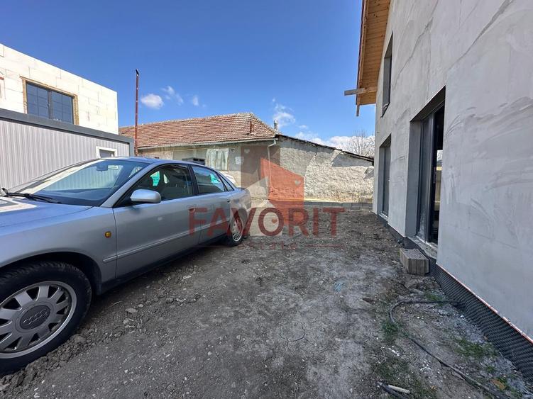 Duplex in Sanandrei | 5 camere | Toate utilitatile | Asfalt