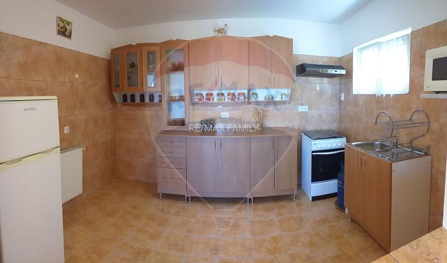 Casă cu mansardă cu 5 camere de vânzare în zonă metropolitană Paleu - 11