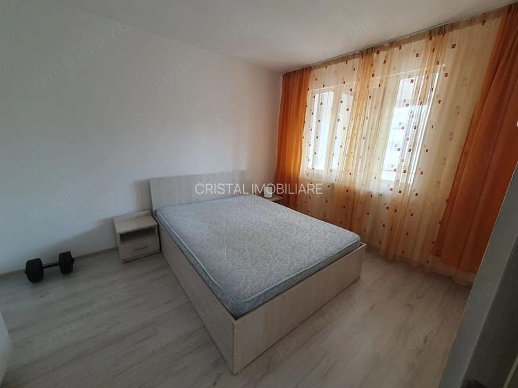 Închiriere Apartament cu 2 camere decomandat, 2 min metrou, parcare, 2 AC - 3