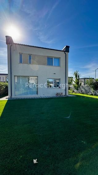 Casa superba in cartier linistit si prietenos - 3