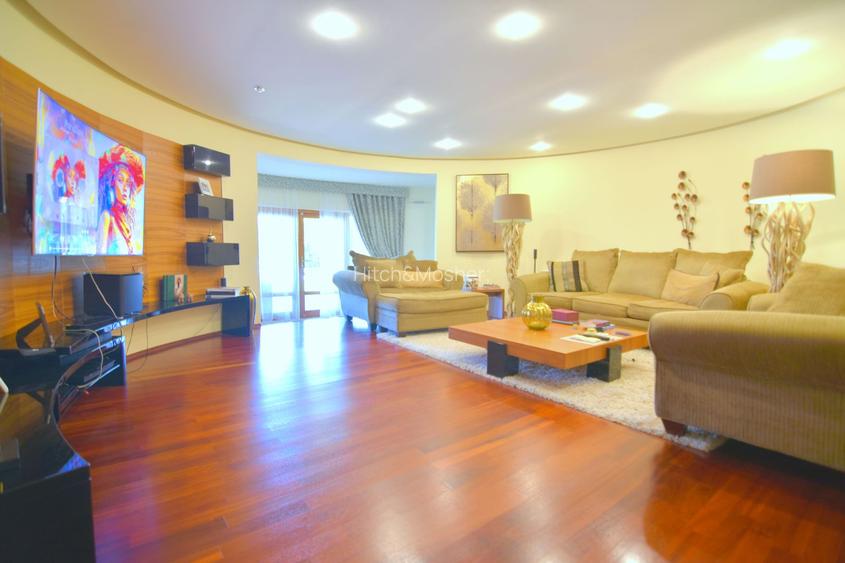 Vila cu piscina si teren generos-Braytim Timisoara - 9