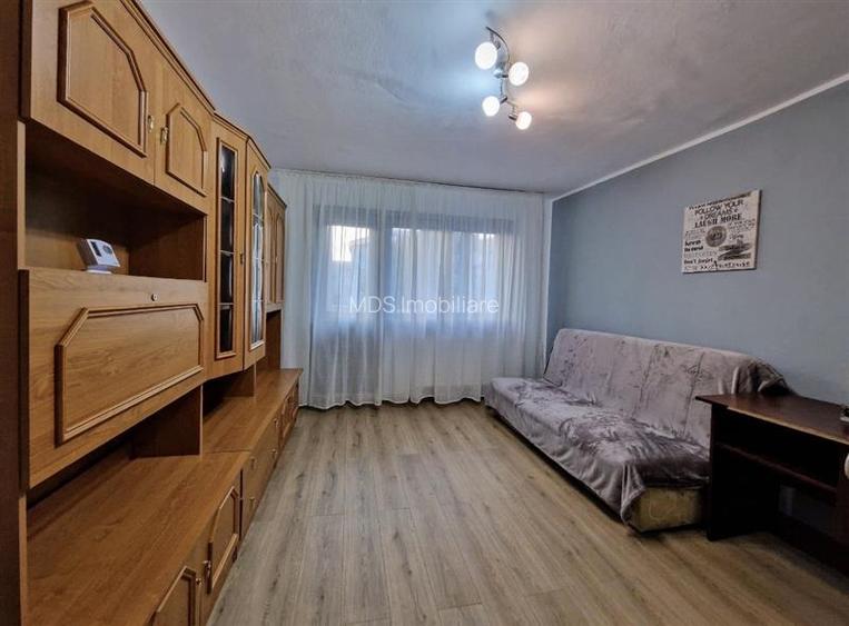 Mobilat si utilat la etajul 3 lingă Judetean - 3
