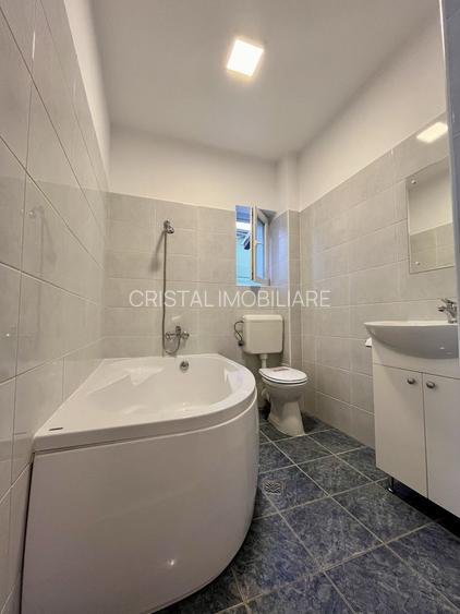 Garsonieră 45 mp cu grădină proprie, centrală, bloc tip vilă - 3