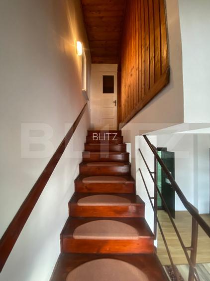 Casa spatioasa cu garaj si curte 495 mp in Gheorgheni - 15